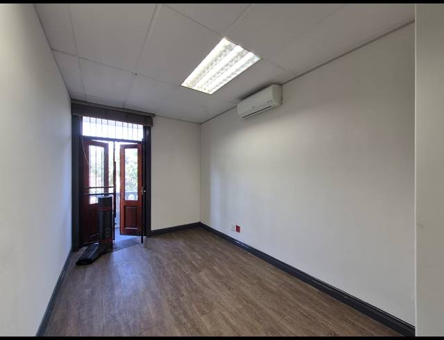162M² OFFICE TO LET IN SANDTON CENTRAL